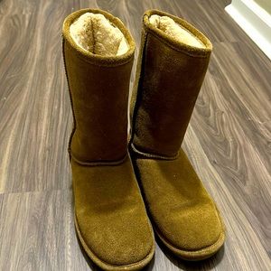 BearPaw (like UGG) Tan Boots